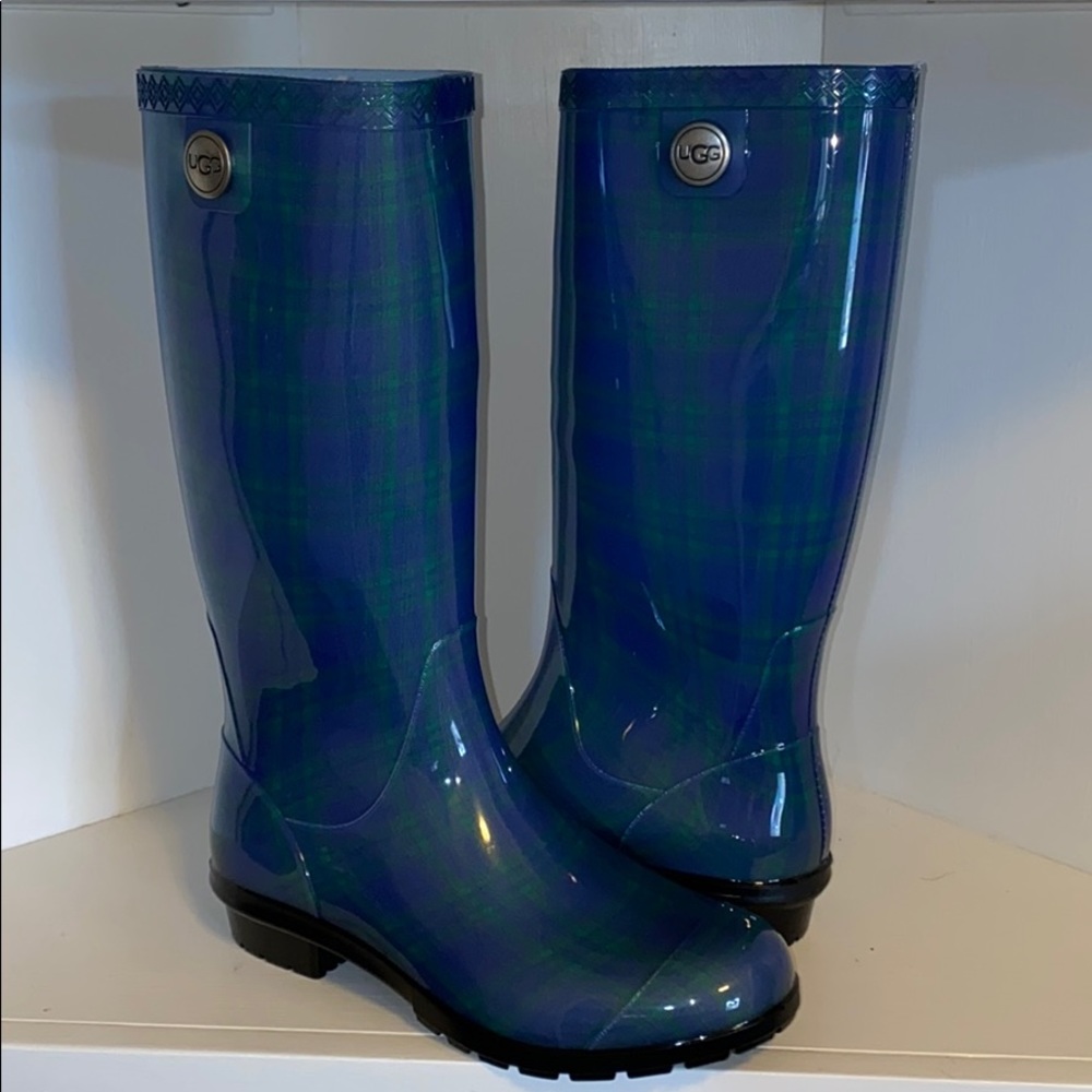 AUTH NIB UGG Shaye Plaid Rain Boot Night Sky
